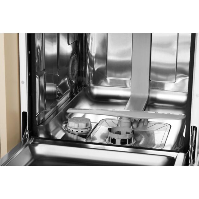 Indesit Dishwasher: slim, white colour