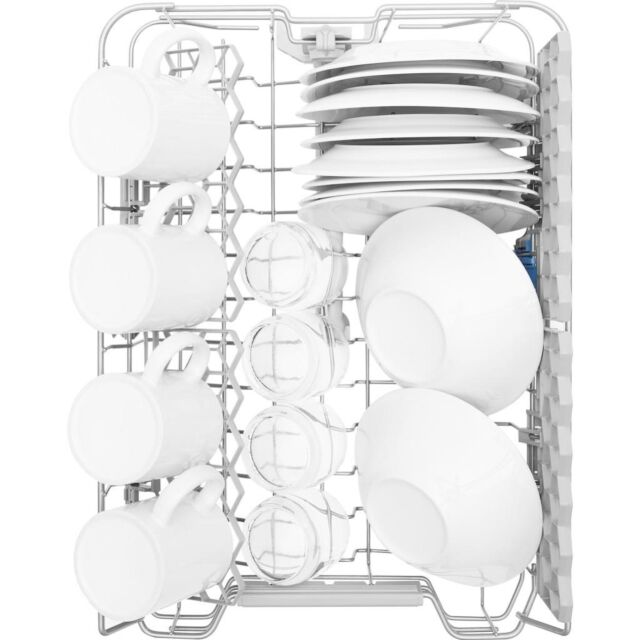 Indesit Dishwasher: slim, white colour